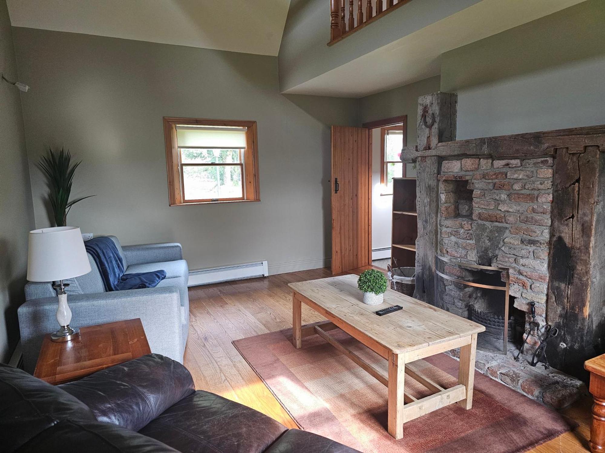 Longford Holiday Red Rose Self Catering Cottage Екстериор снимка